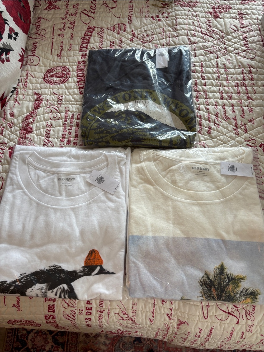 NWT OLD NAVY Men’s Old Short-Sleeve Graphic Tees Bundle — Black, White, Cream